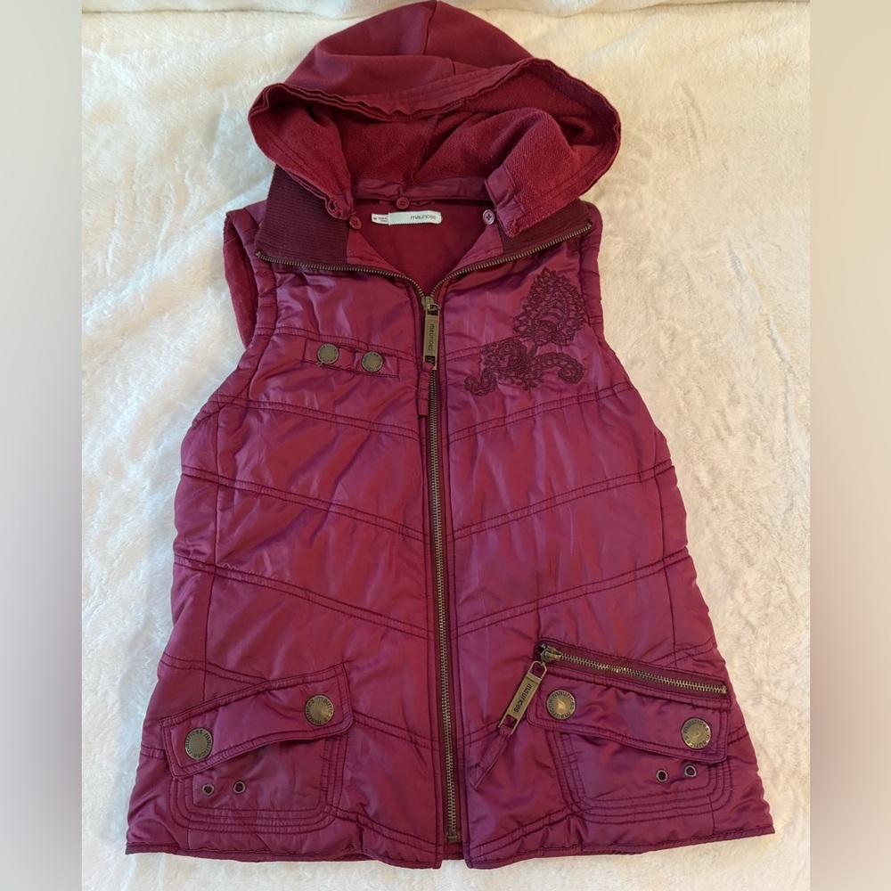 Maurices Raspberry Burgundy Hooded Vest w/ Embroidery Detail- size M - Picture 11 of 16